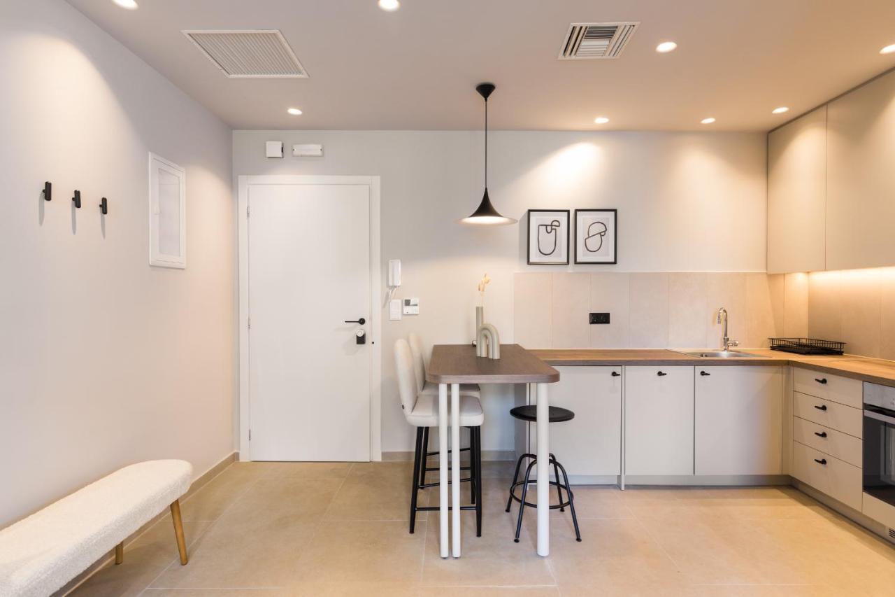 Luxury Apartments In Plaka By Upstreet アテネ エクステリア 写真
